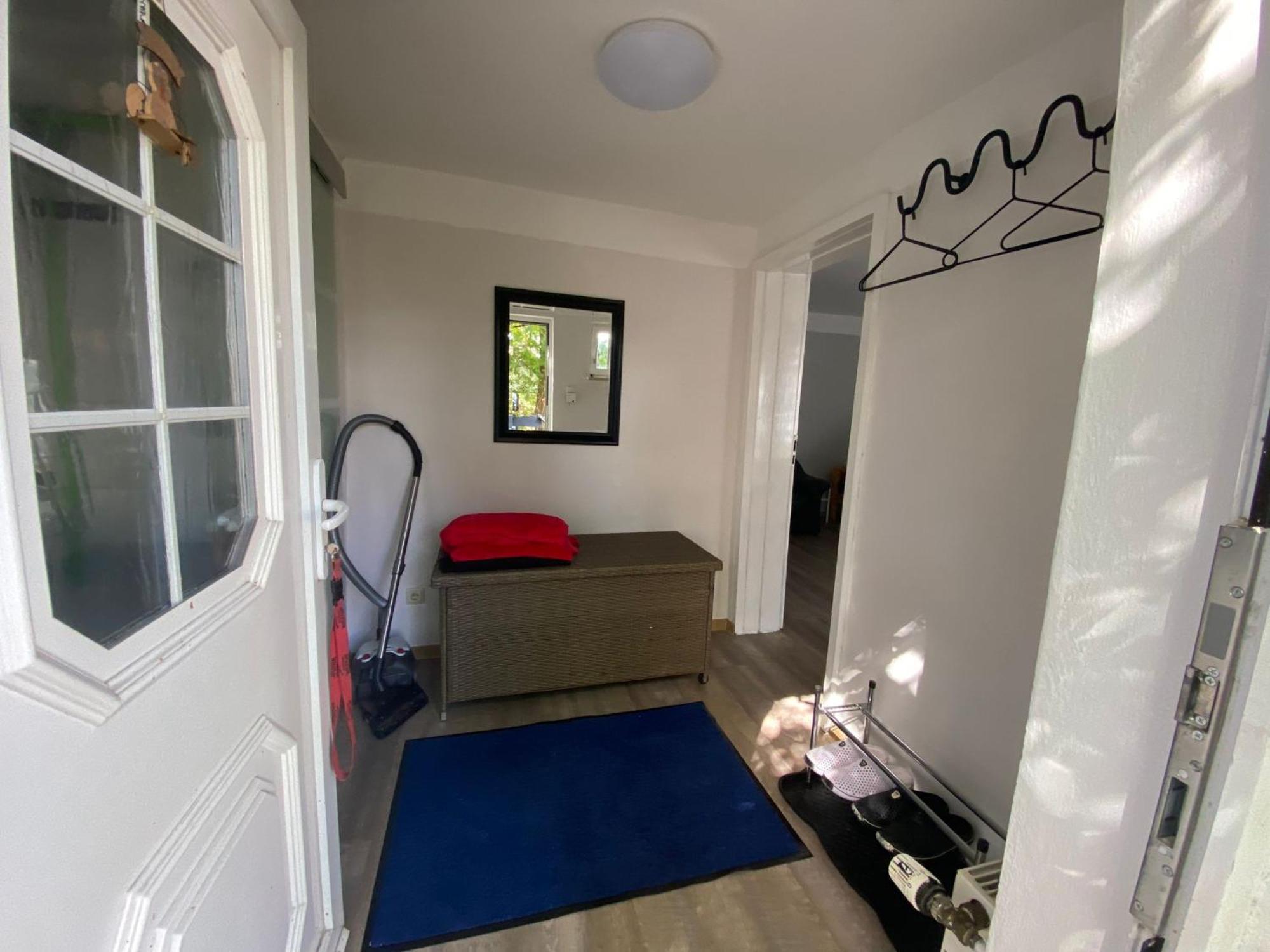Ferienwohnung Mit Separatem Eingang Und Parkplatz, Ideal Fuer Handwerker Und Geschaeftsreisende Дорф-Мекленбурґ Екстер'єр фото