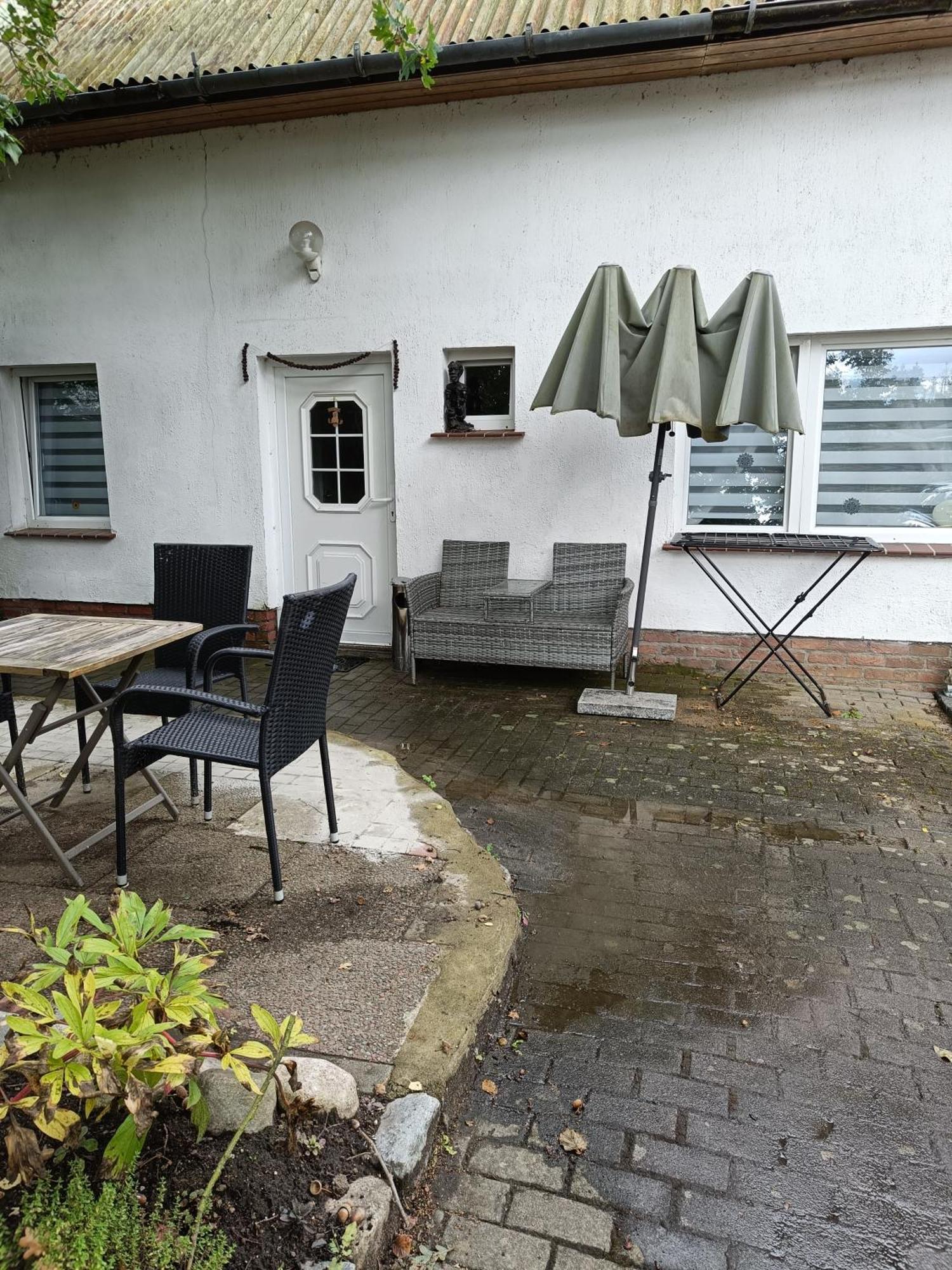 Ferienwohnung Mit Separatem Eingang Und Parkplatz, Ideal Fuer Handwerker Und Geschaeftsreisende Дорф-Мекленбурґ Екстер'єр фото